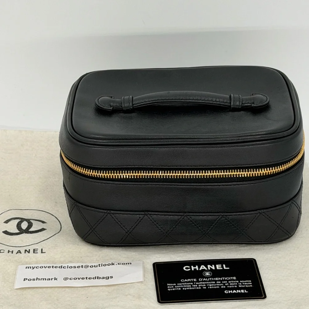 CHANEL Black Quilted Vanity Case w/Dust Bag, Authentication Card, and COA - Picture 3 of 15